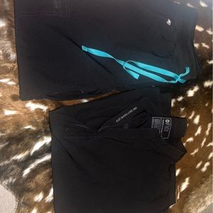 Figs FREEx Black Zamora Scrub Pants with Teal Drawstring and FREEx Rafaela Top
